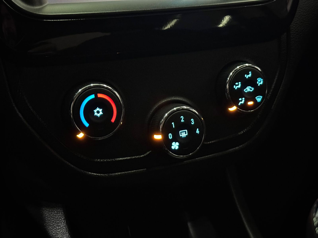 Chevrolet Cobalt Bege