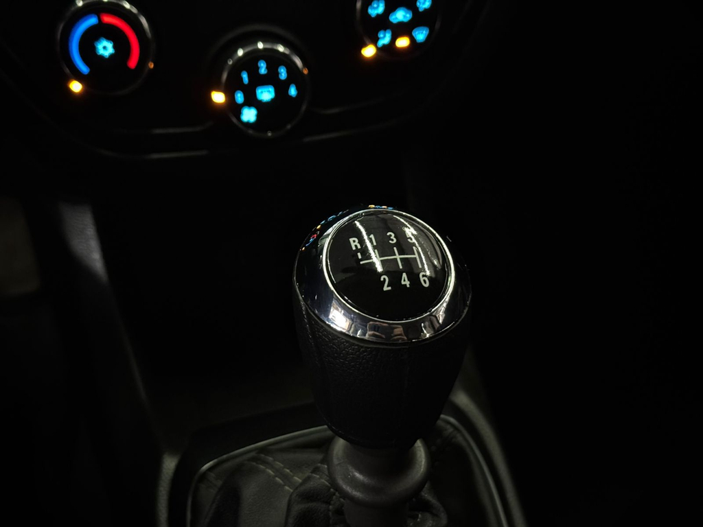 Chevrolet Cobalt Bege