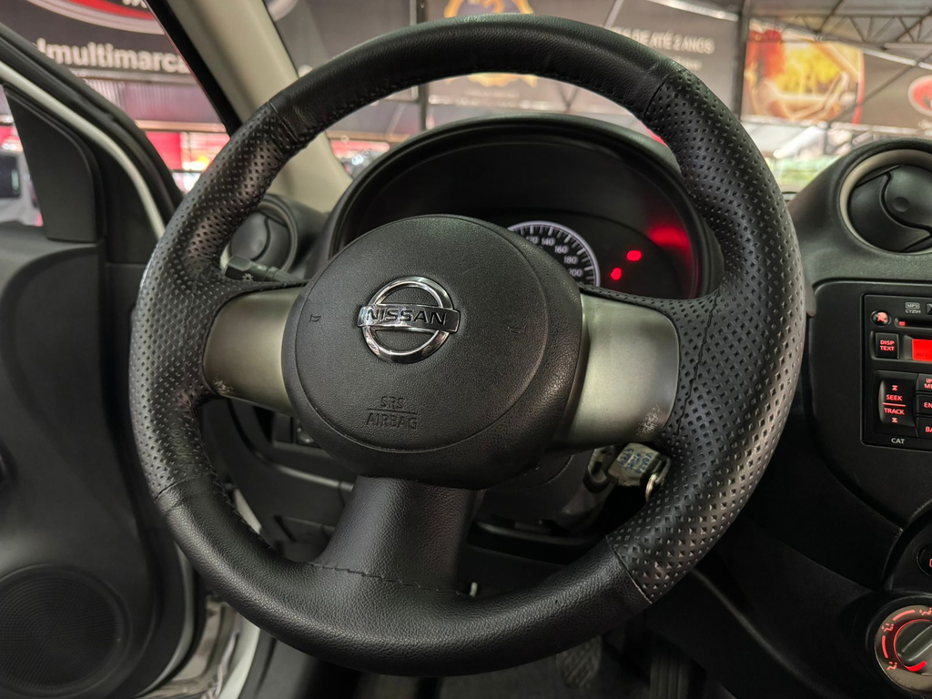 Nissan Versa 1.6 16v Sv