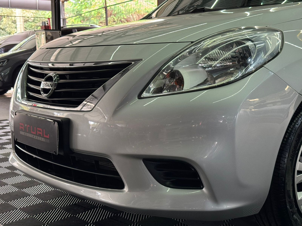Nissan Versa 1.6 16v Sv