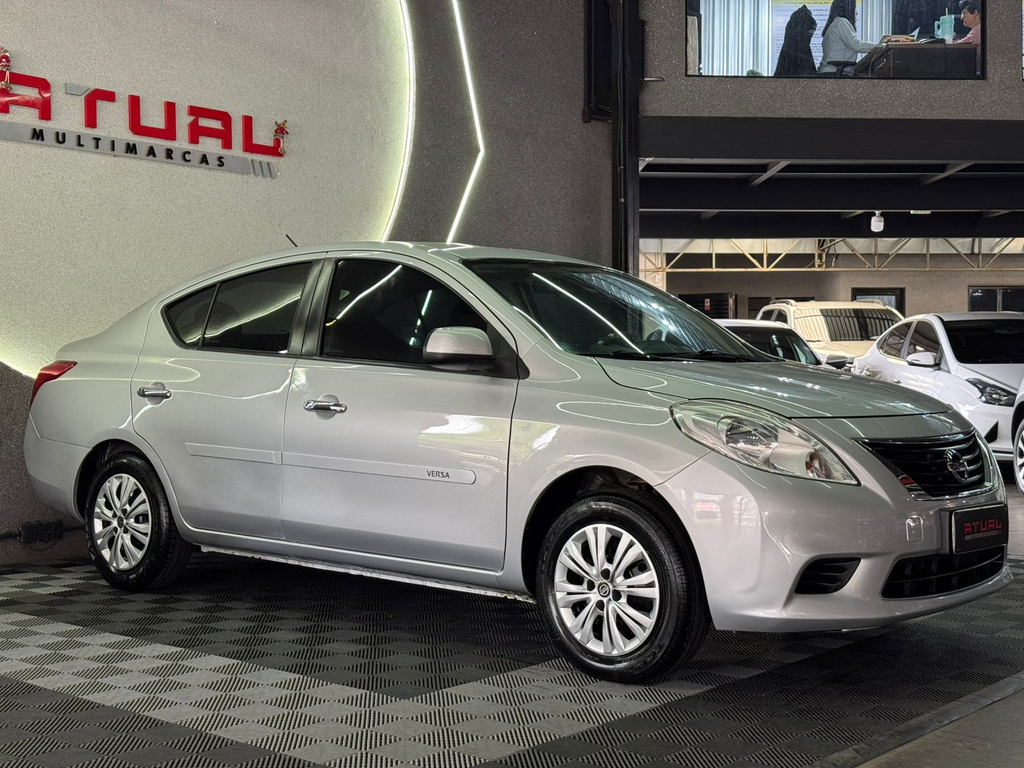 Nissan Versa 1.6 16v Sv