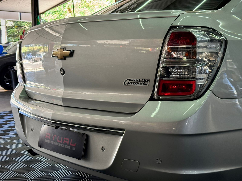 Chevrolet Cobalt Prata