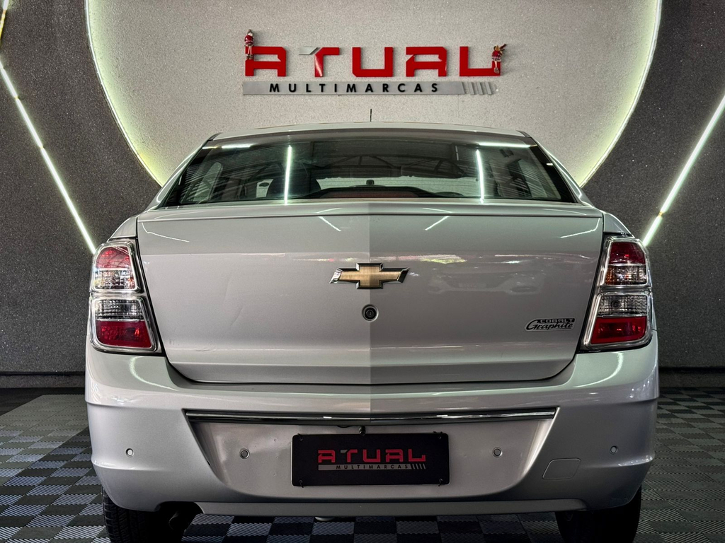 Chevrolet Cobalt Prata