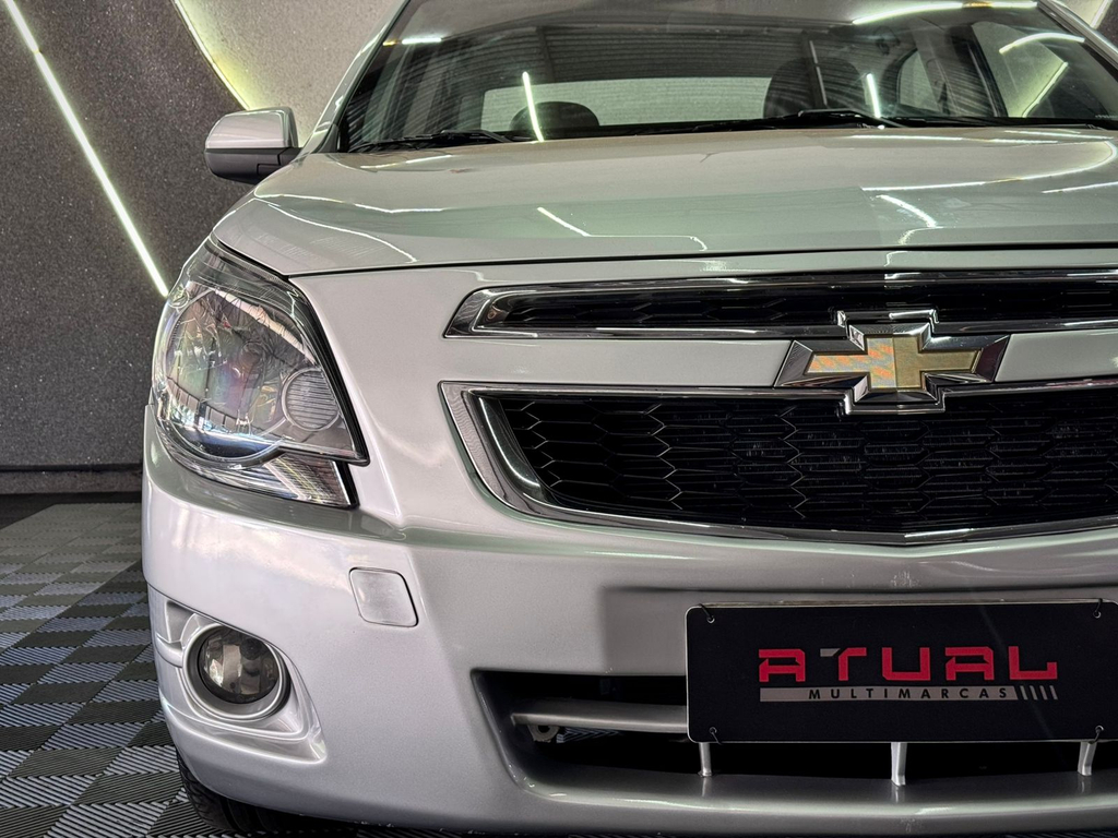 Chevrolet Cobalt Prata