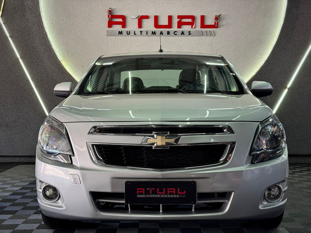 Chevrolet Cobalt Prata