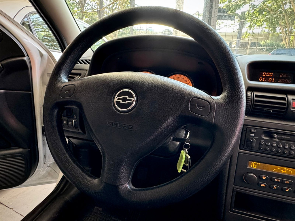 Chevrolet Astra Advantage 2.0 Mpfi 8v Flexpower 5p