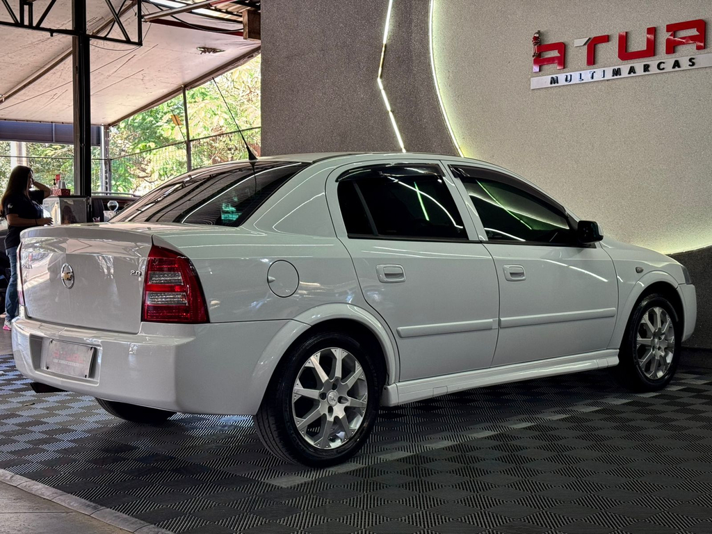 Chevrolet Astra Sedan Branco