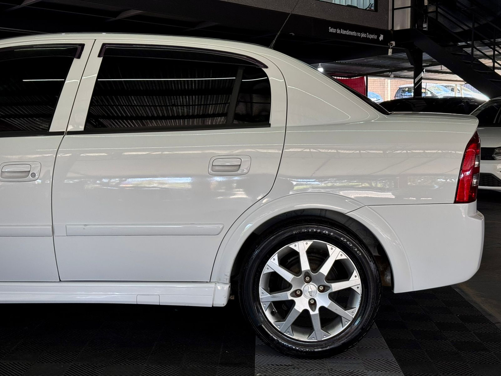 Chevrolet Astra Sedan Branco