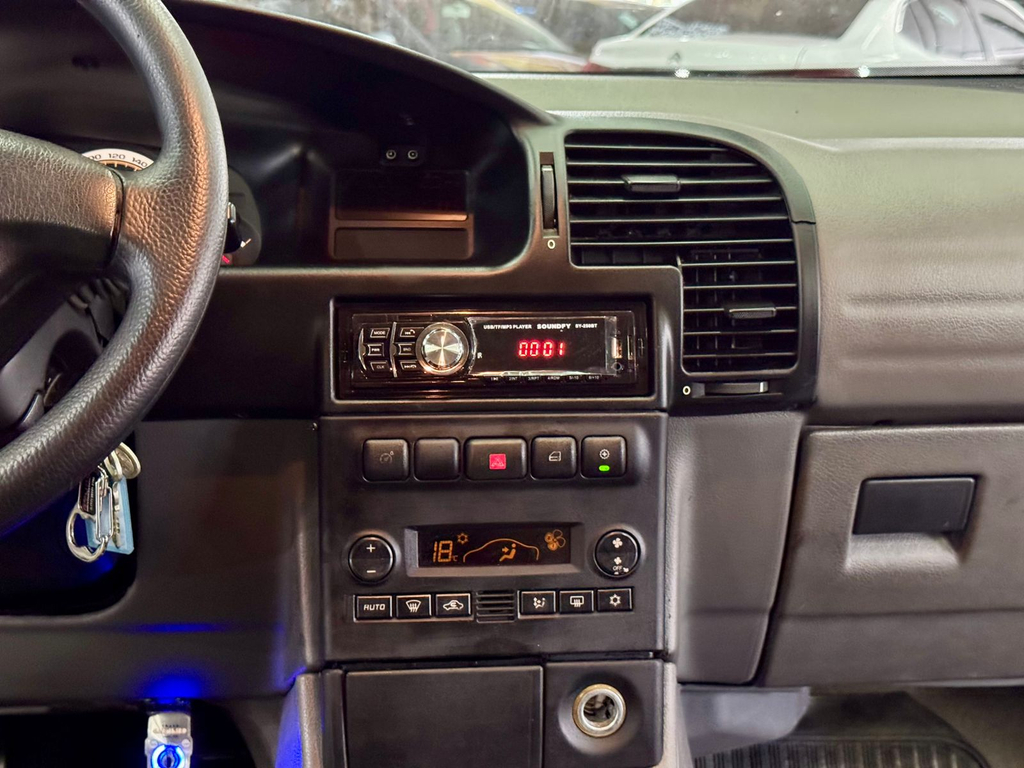 Chevrolet Zafira Comfort 2.0 (Flex)