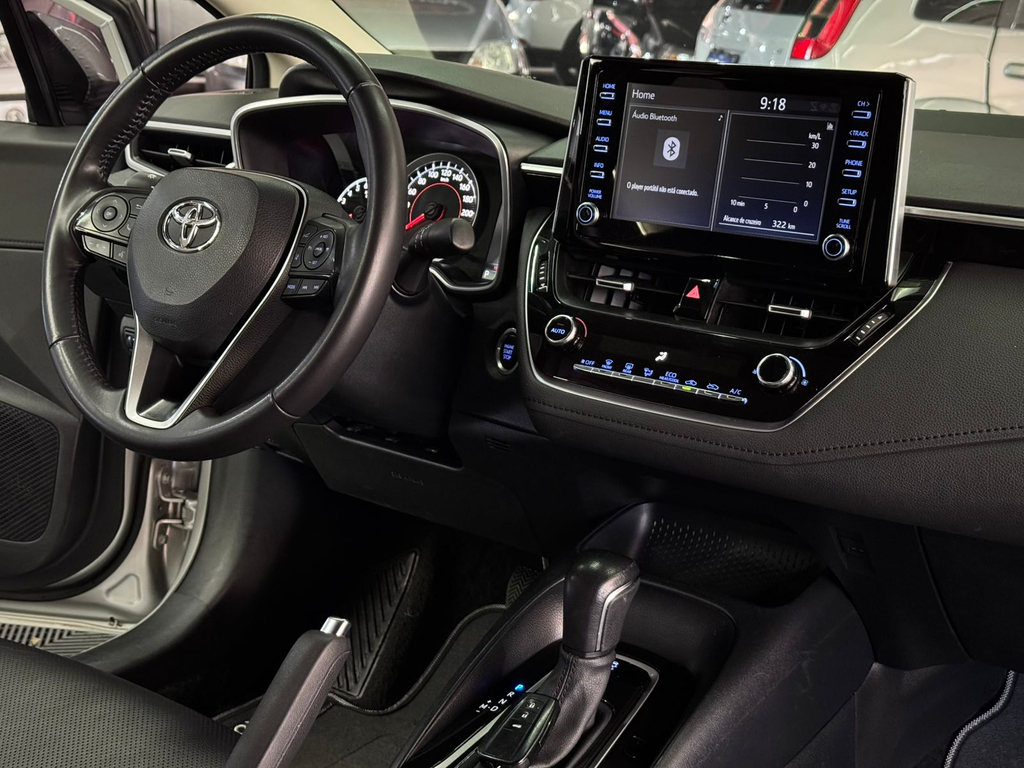 Toyota Corolla Prata