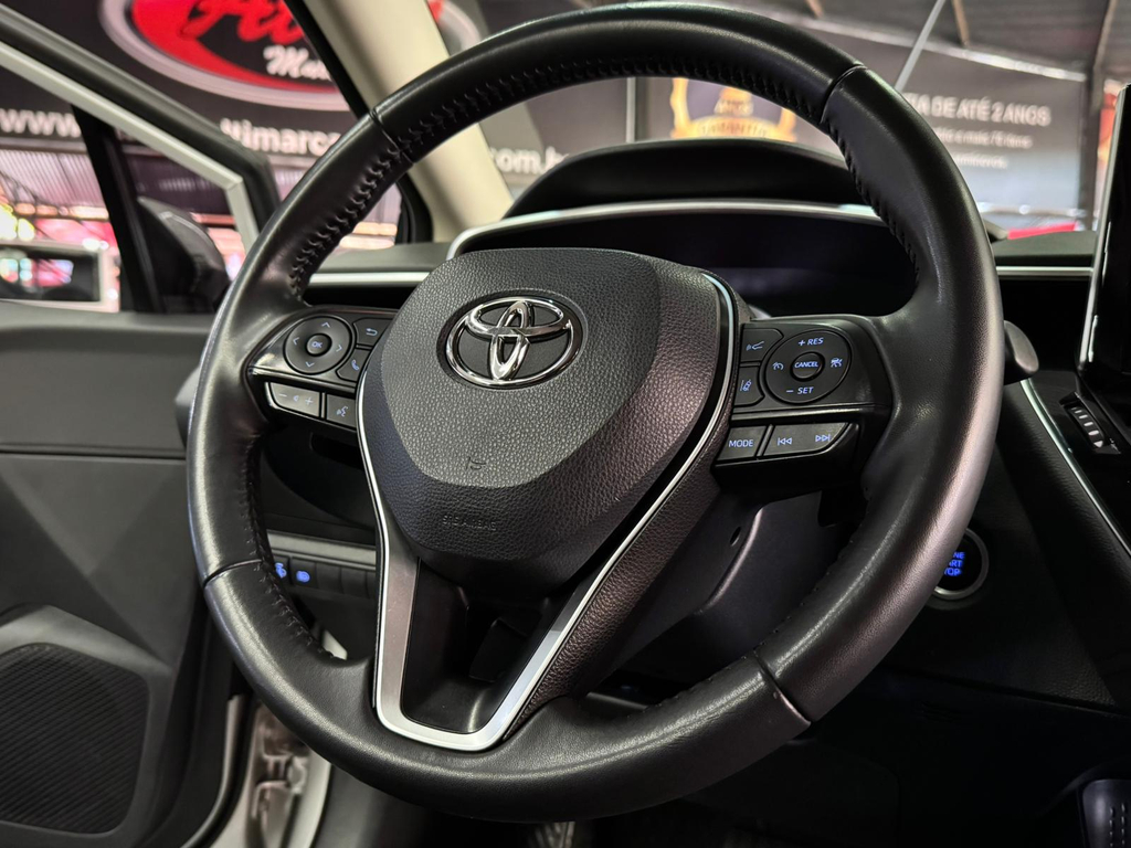 Toyota Corolla Prata