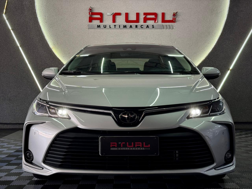 Toyota Corolla Prata