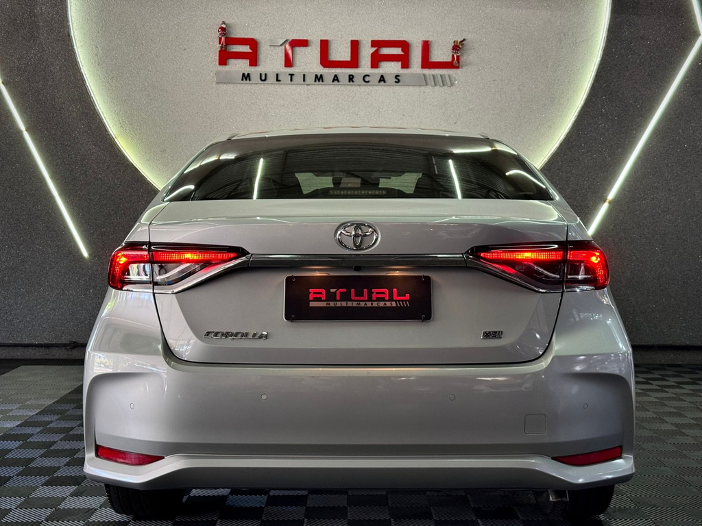 Toyota Corolla Prata