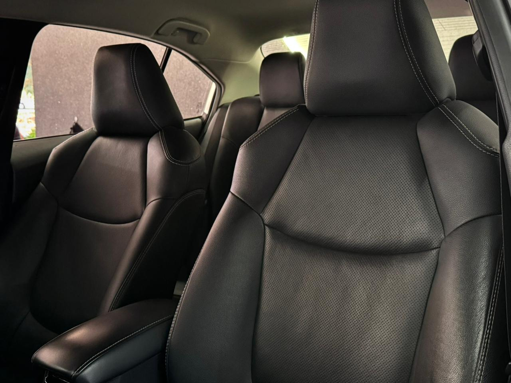 Toyota Corolla Prata