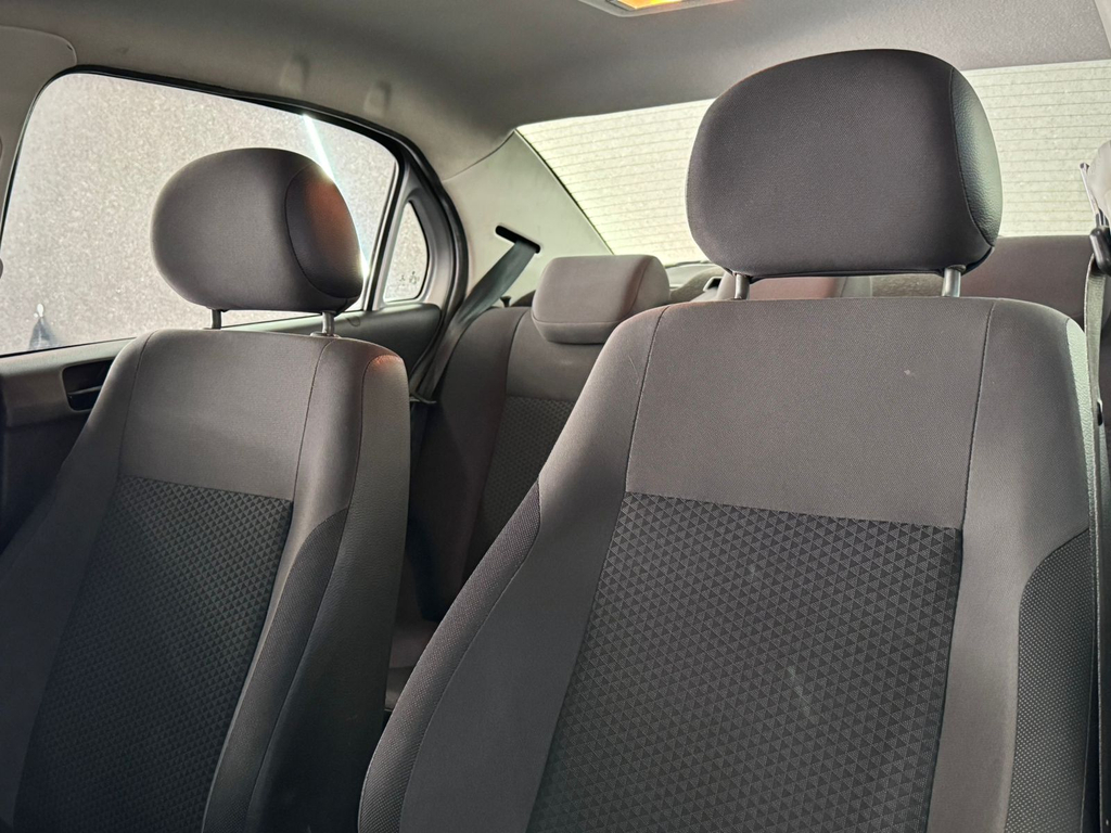 Volkswagen Voyage 1.6 Msi Flex 16v 4p Aut.