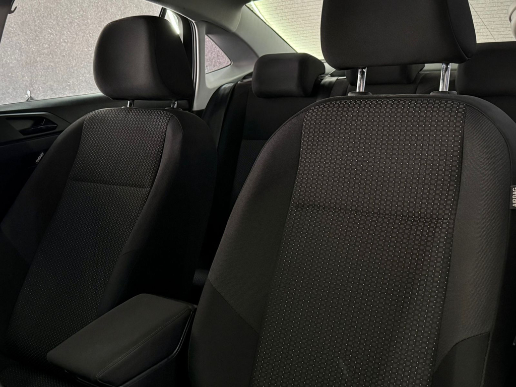 Volkswagen Virtus 1.6 Msi Flex 16v 4p Aut.