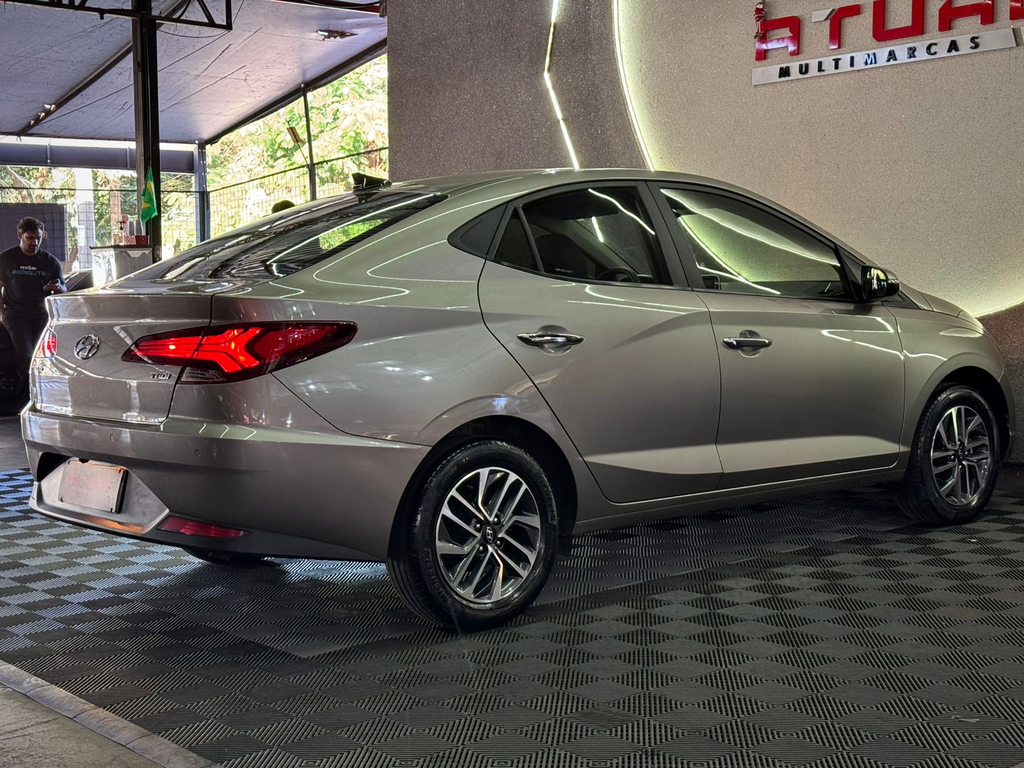 Hyundai HB20S Prata