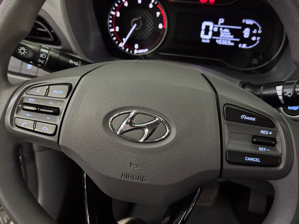 Hyundai HB20S Prata