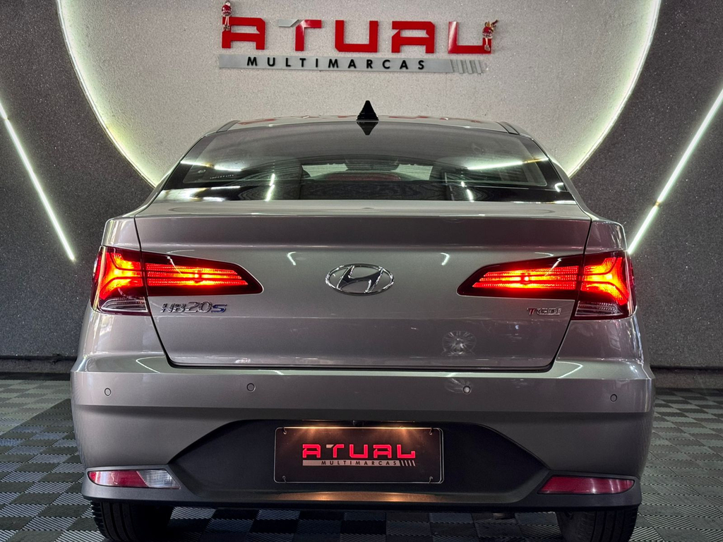 Hyundai HB20S Prata