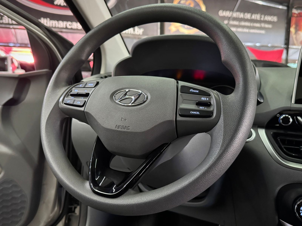 Hyundai HB20S Prata