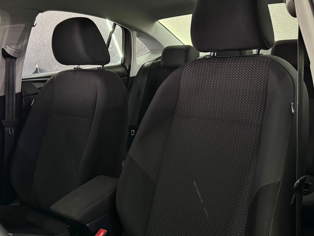 Volkswagen Virtus 1.6 Msi Flex 16v 4p Aut.