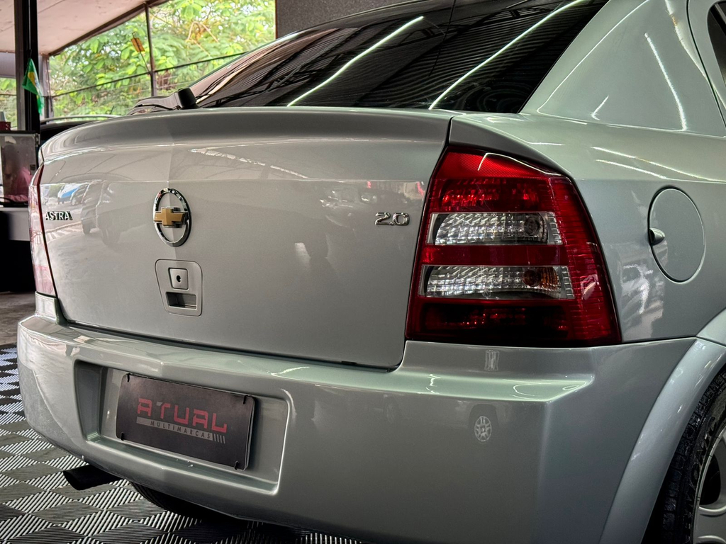 Chevrolet Astra Hatch Advantage 2.0 (Flex)