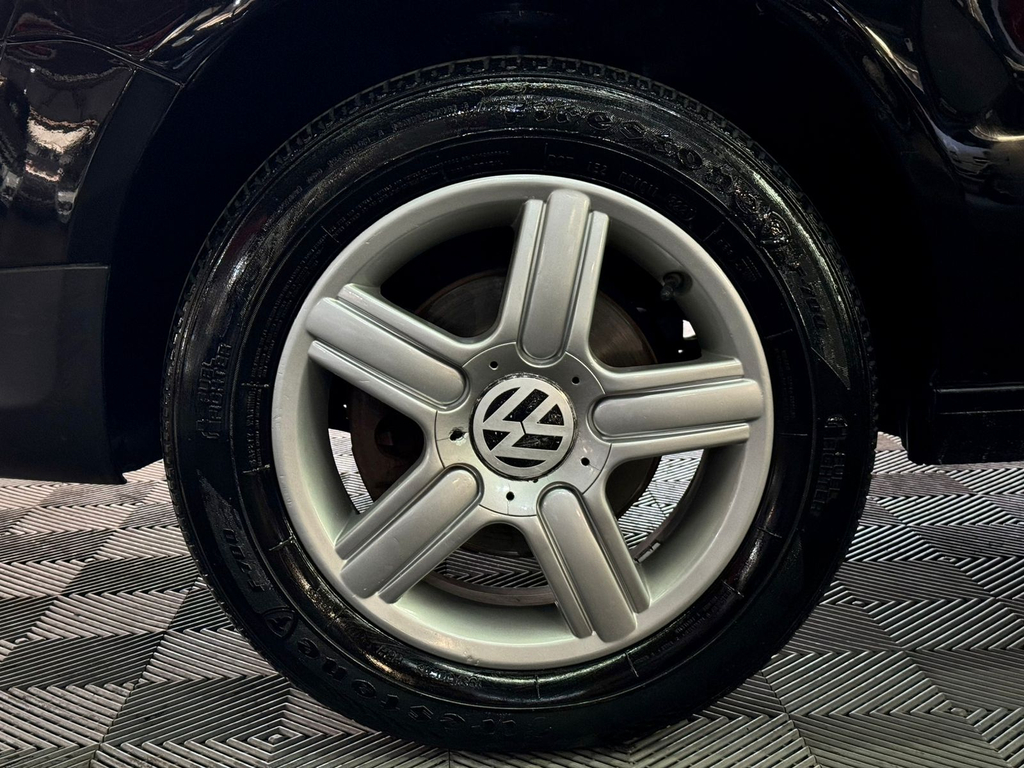 Volkswagen Fox Plus 1.6 8v (Flex)
