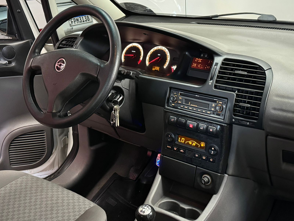 Chevrolet Zafira Comfort 2.0 (Flex)