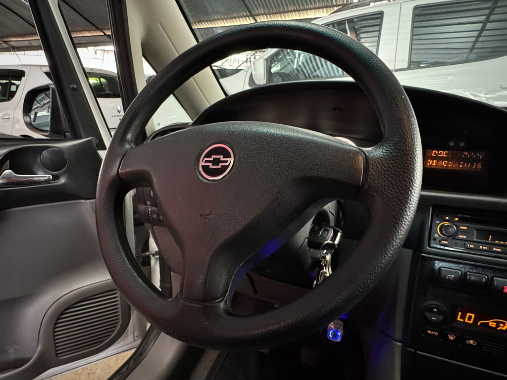 Chevrolet Zafira Comfort 2.0 (Flex)
