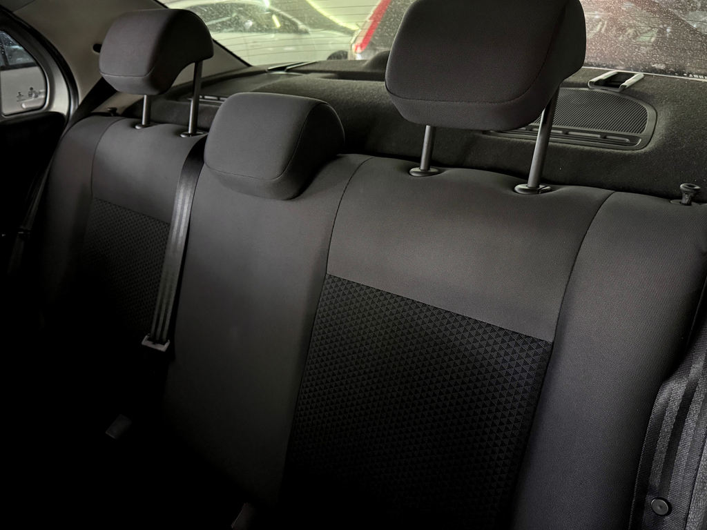 Volkswagen Voyage 1.0 Flex 12v 4p
