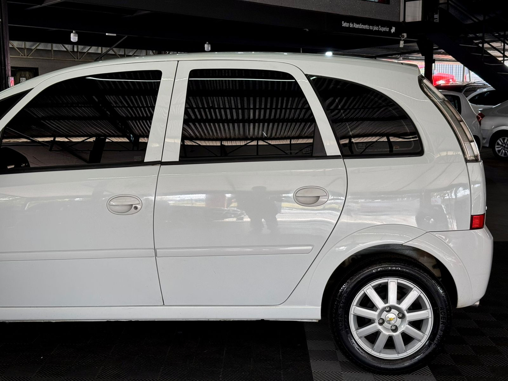 Chevrolet Meriva Premium 1.8 (Flex) (Easytronic)
