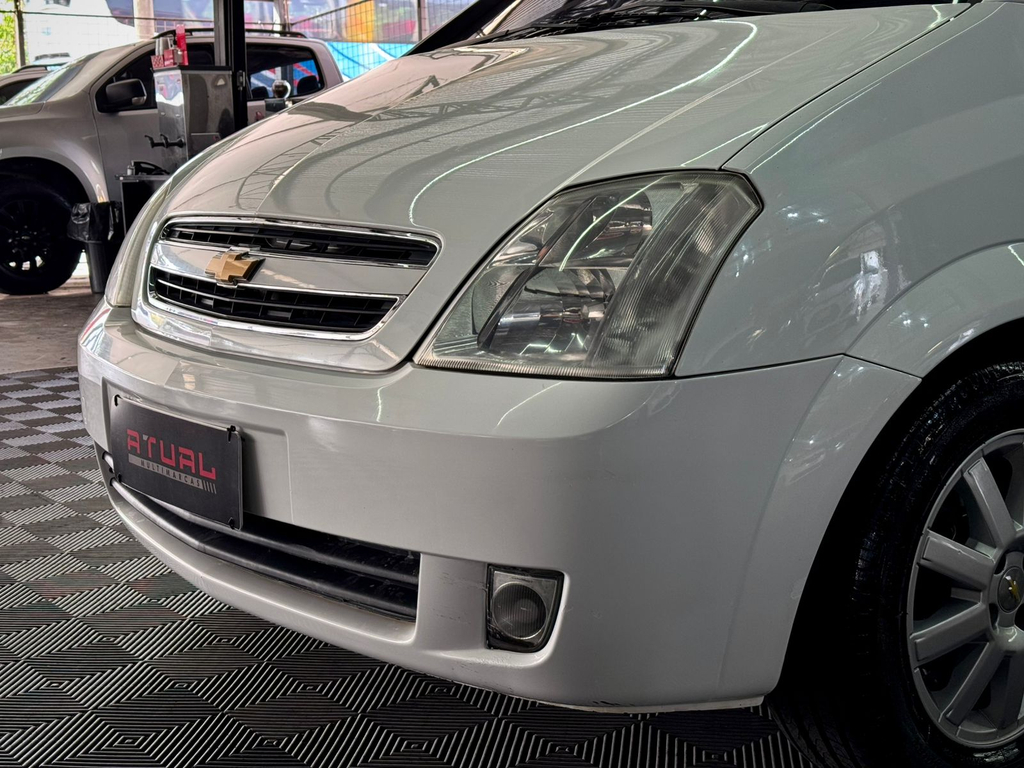 Chevrolet Meriva Premium 1.8 (Flex) (Easytronic)