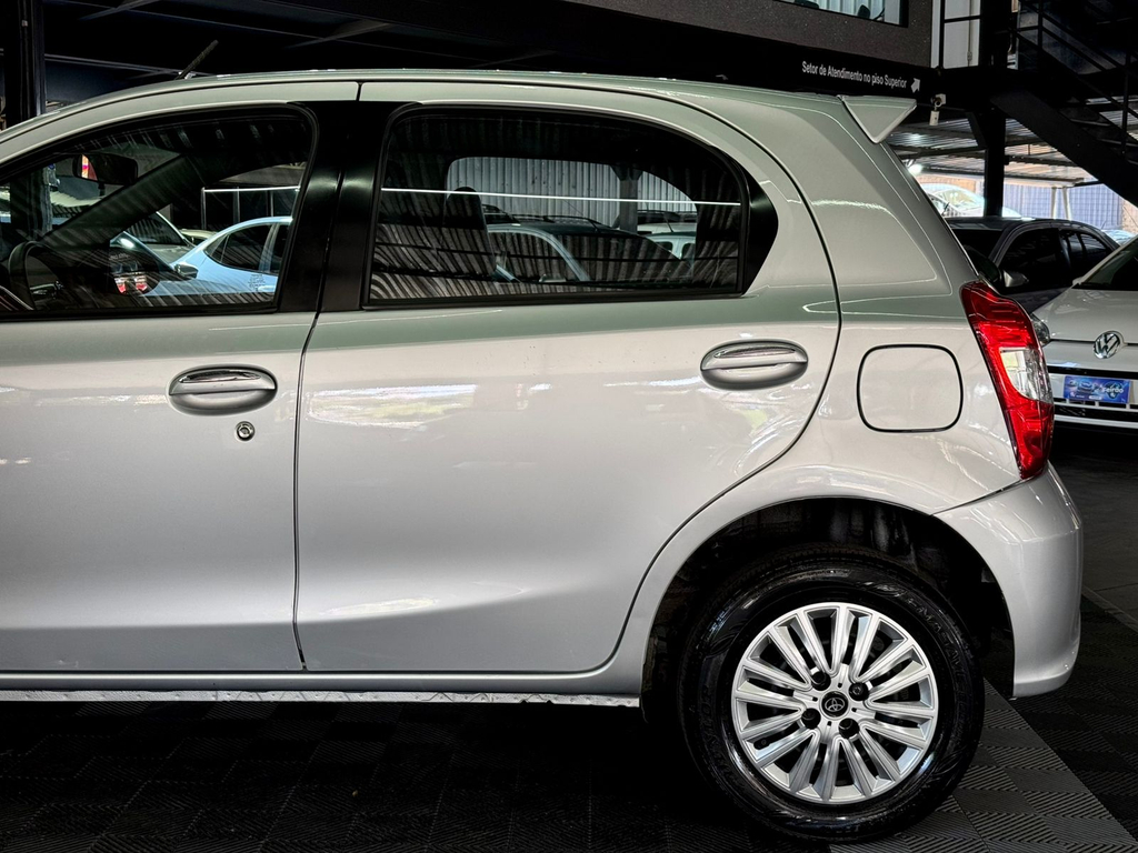 Toyota ETIOS XS 1.5 FLEX 16V 5P MEC.