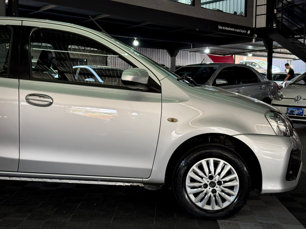 Toyota ETIOS XS 1.5 FLEX 16V 5P MEC.