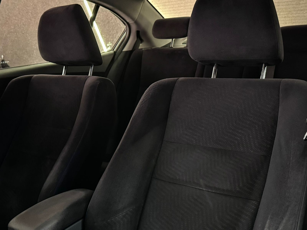 Honda City Cinza