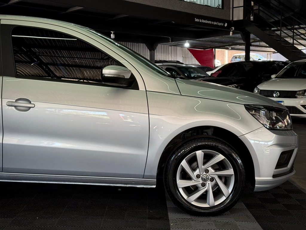 Volkswagen Voyage Prata