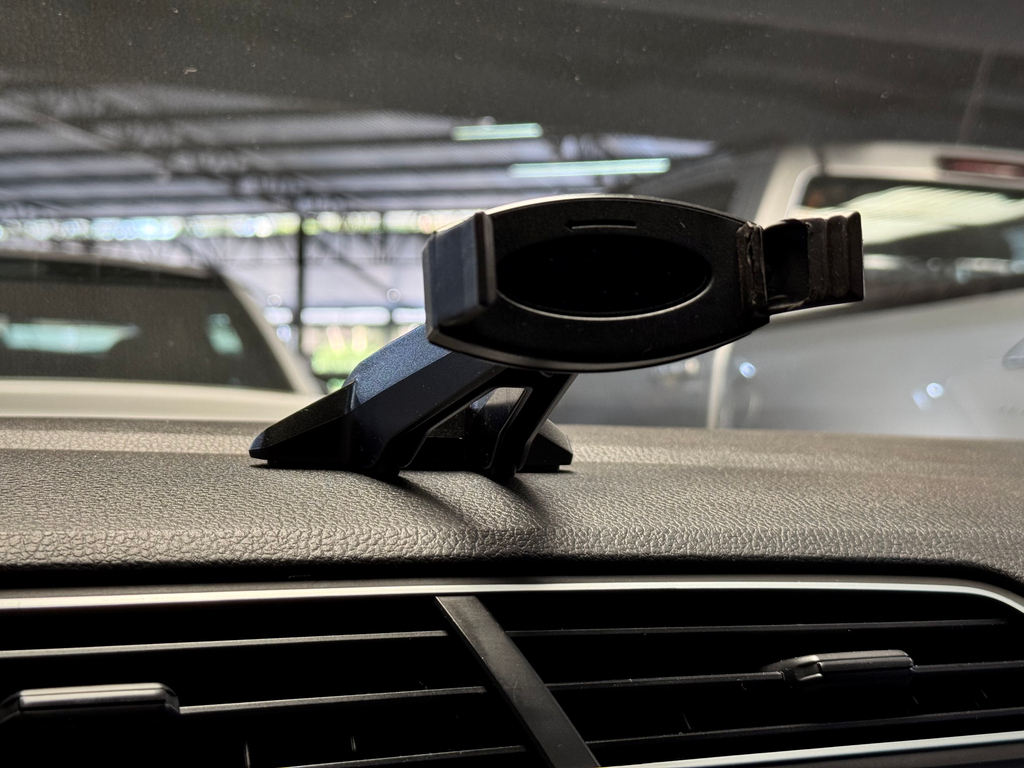 Volkswagen Voyage Prata