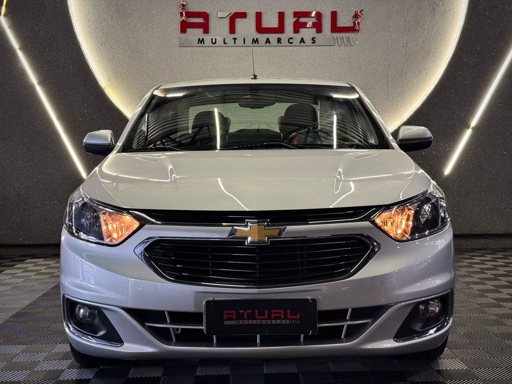 Chevrolet Cobalt Prata