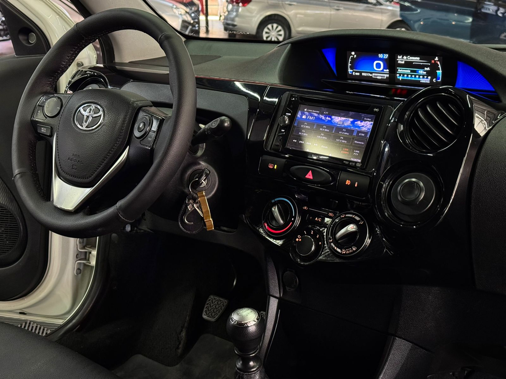 Toyota Etios X 1.3 (Flex)