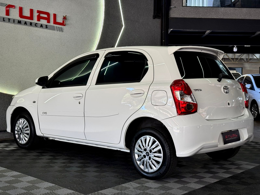 Toyota Etios X 1.3 (Flex)