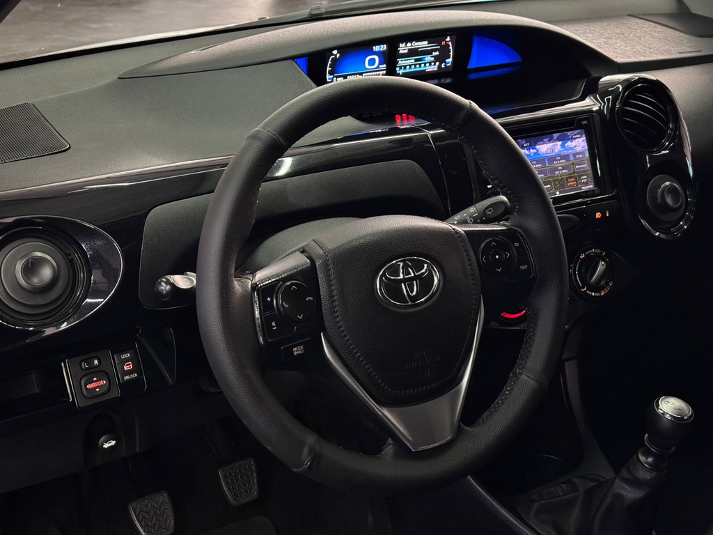 Toyota Etios X 1.3 (Flex)