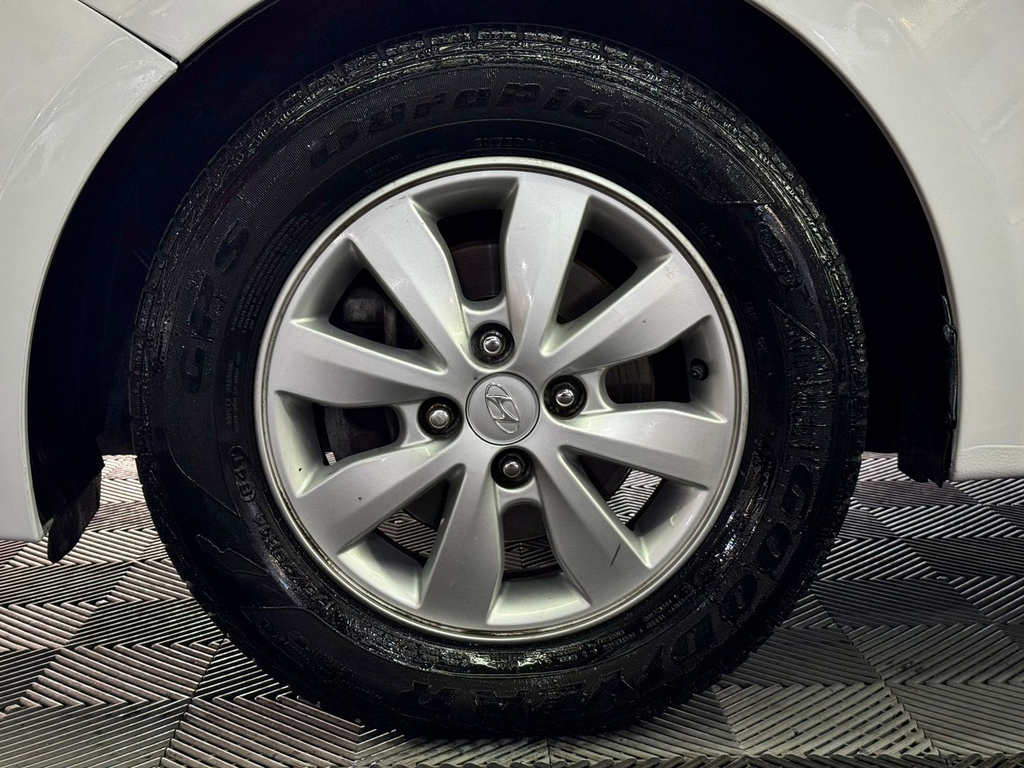 Hyundai Hb20s 1.0 Comfort Plus