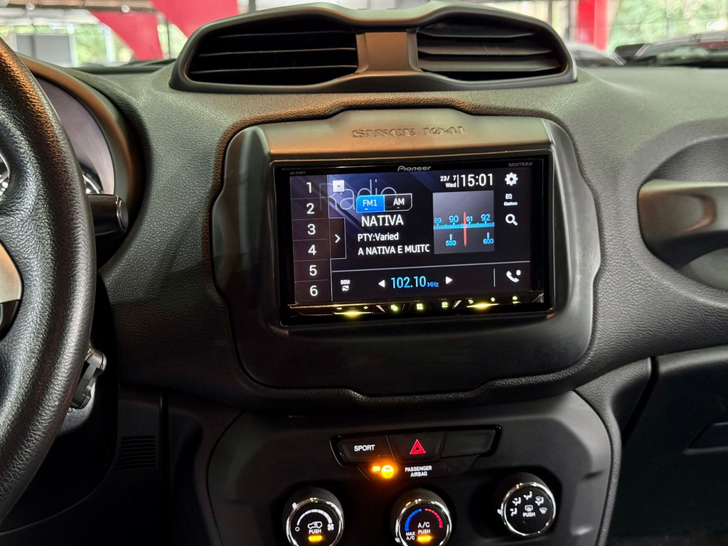 Jeep Renegade1.8 4x2 Flex 16v Aut