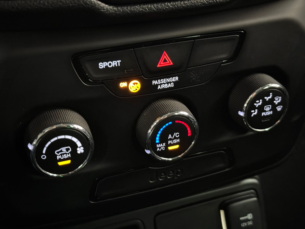Jeep Renegade1.8 4x2 Flex 16v Aut