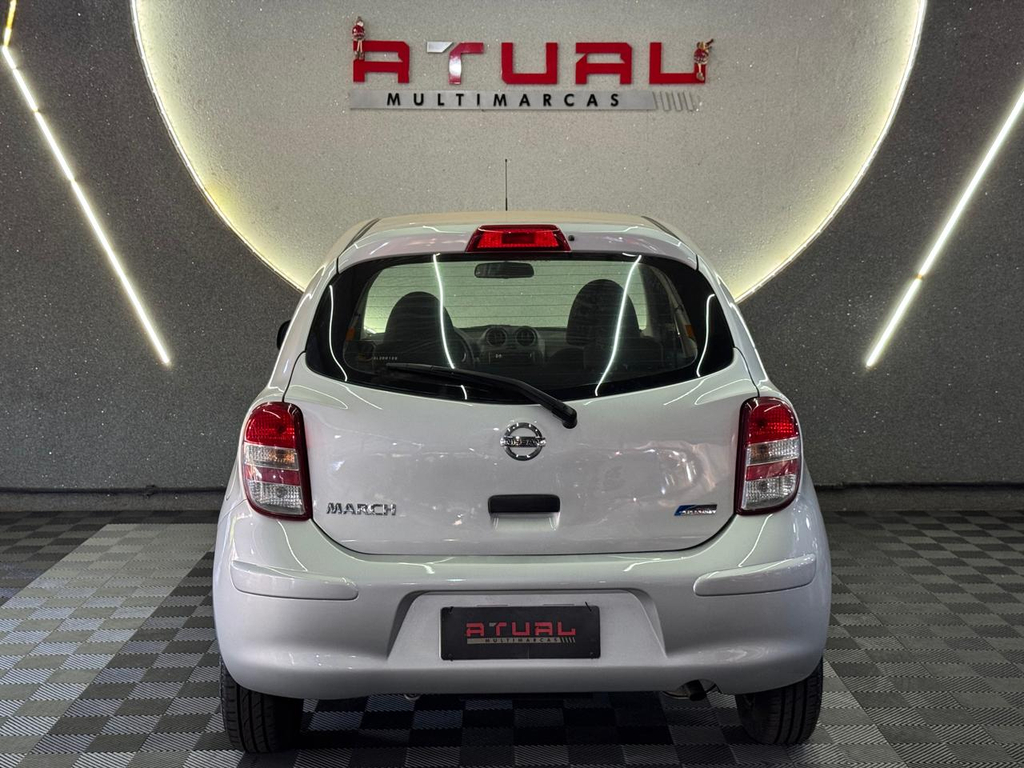 Nissan March 1.0 12v S (Flex)
