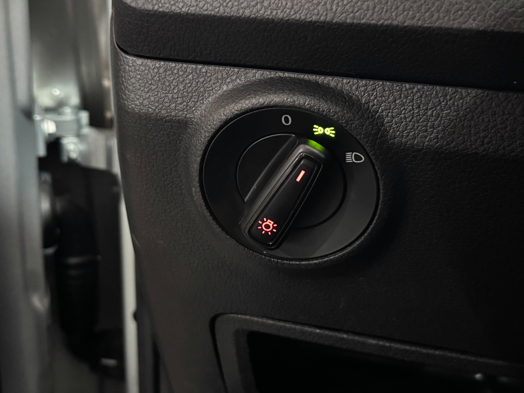 Volkswagen Voyage 1.0 Flex 12v 4p