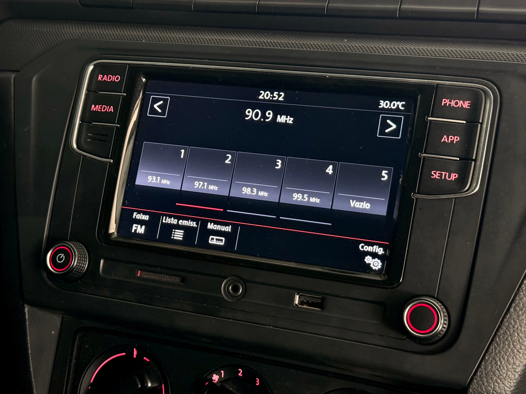 Volkswagen Voyage 1.0 Flex 12v 4p