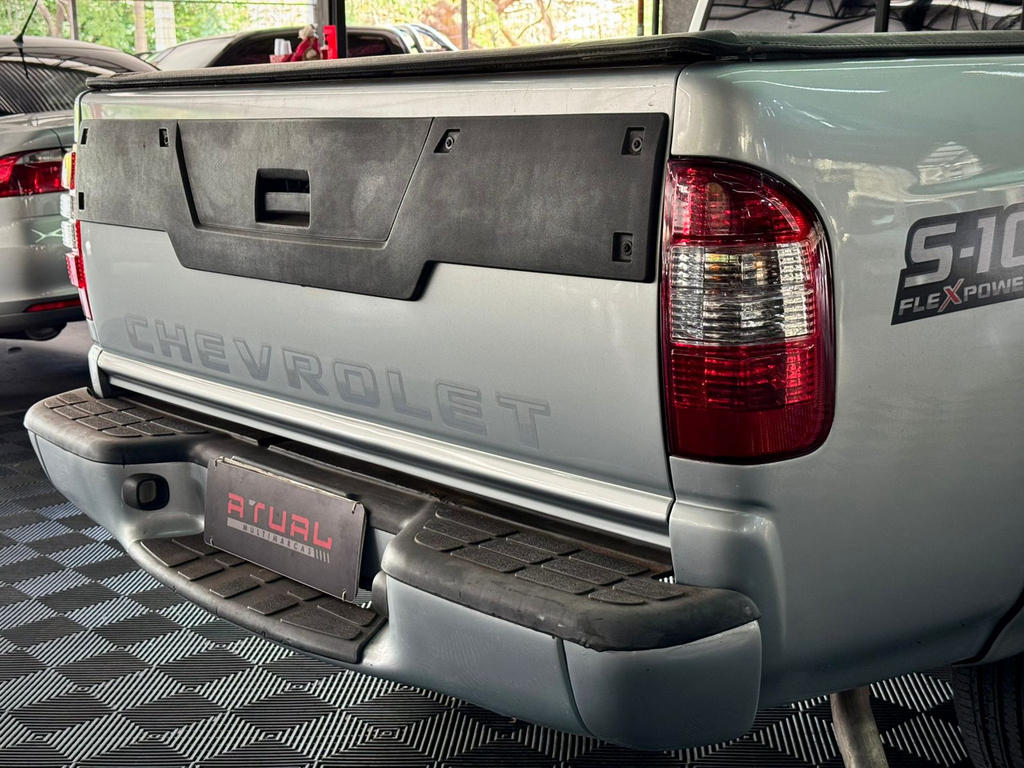 Chevrolet S10 Executive 4x2 2.4 (Flex) (Cab Dupla)