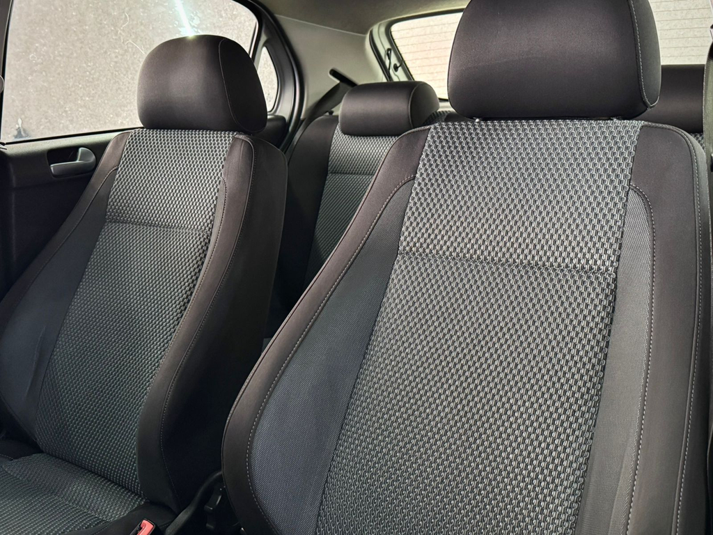 Volkswagen Gol 1.6 (G5) (Flex)
