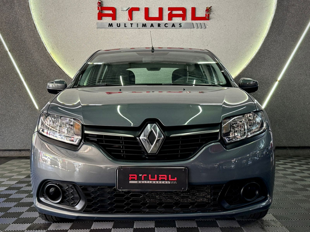 Renault Sandero Cinza